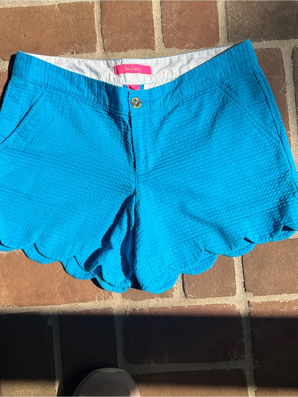 Lilly Pulitzer Turquoise Scalloped Hem Short